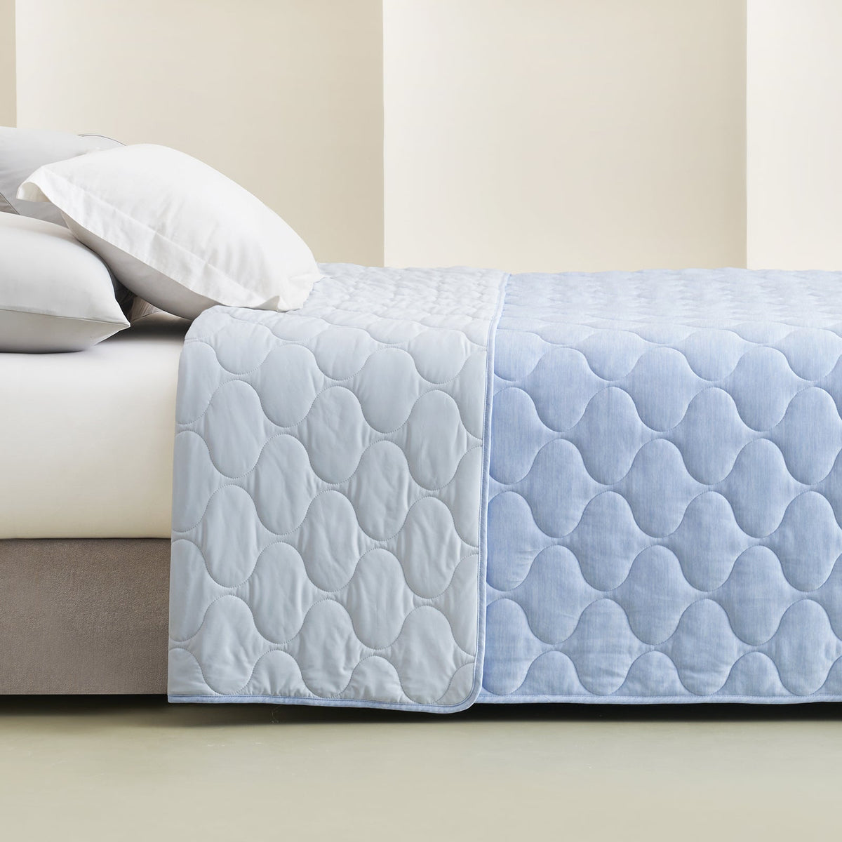 Pro Cooling Blanket | Cooling Blanket for Bed with Japanese Fabric | Double-Sided Design for Hot Sleepers