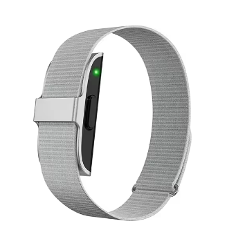 HealthTrack | IP68 Fitness Tracker with Heart Rate & O2 Monitoring | Stylish Design for Active Lifestyles