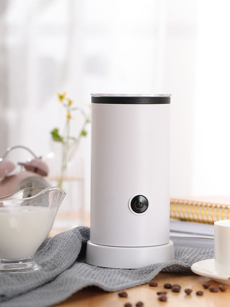 Electric Milk Frother with Magnetic Whirl Function | Versatile Kitchen Tool for Perfect Foam