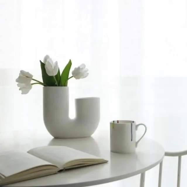 Curved Ceramic Vase for Table & Desk - Scandinavian Style Centerpiece - Modern Arch Design for Living Room & Office Decor - Geometric Home