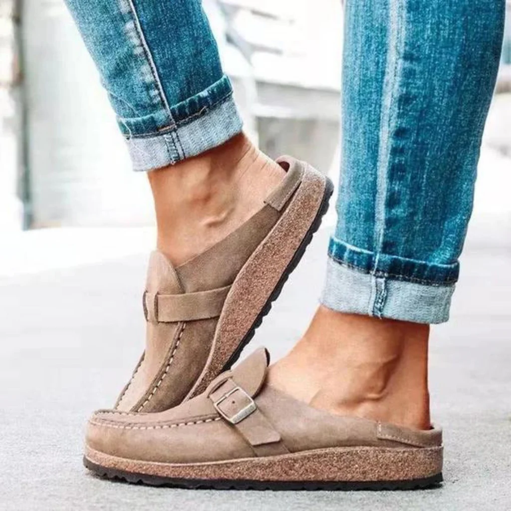 Women's Orthopedic Clogs with Adjustable Buckle Strap for All-Day Comfort & Support | Lightweight Summer Footwear | Casual Sandals