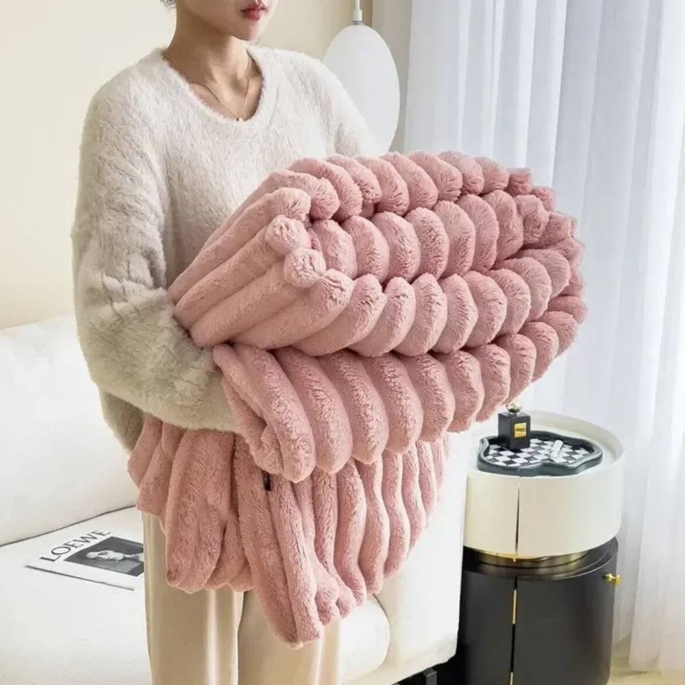 Plush Faux Fur Cozy Throw Blanket