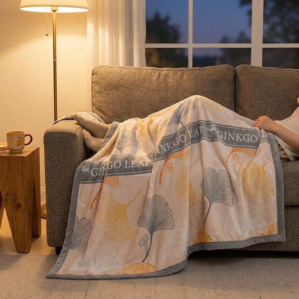 FOLIAGEHUSH – Leaf Throw Blanket for Relaxed Home Comfort