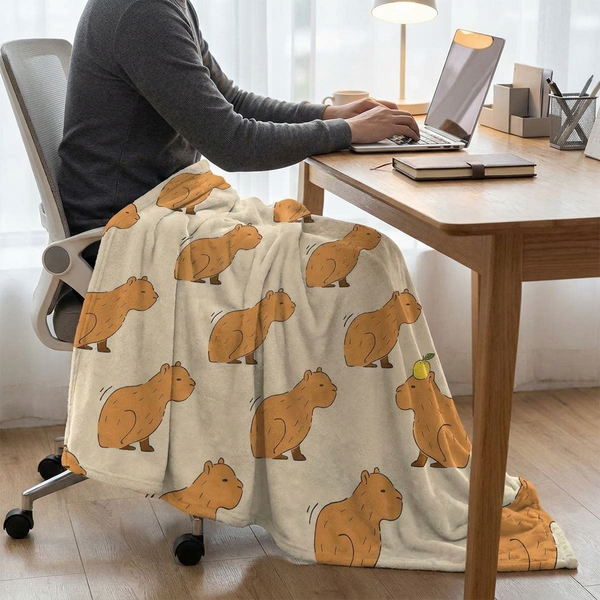 CAPYCHARM – Capybara Blanket for Playful Home Comfort