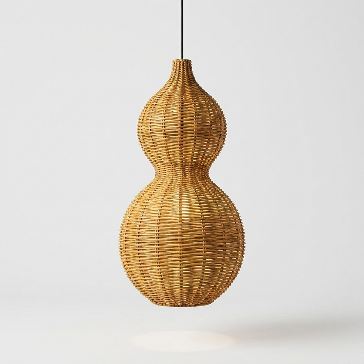 COASTMUSE – Pendant Light for Artistic Patio Ambience
