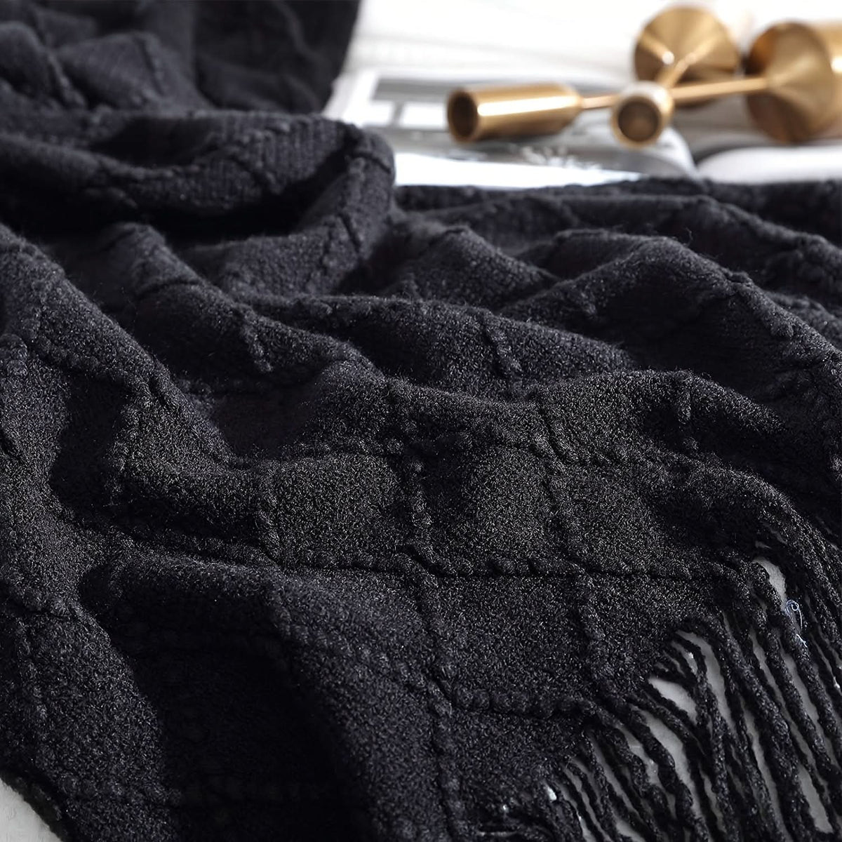 Tassora - Decorative Boho Throw Blanket