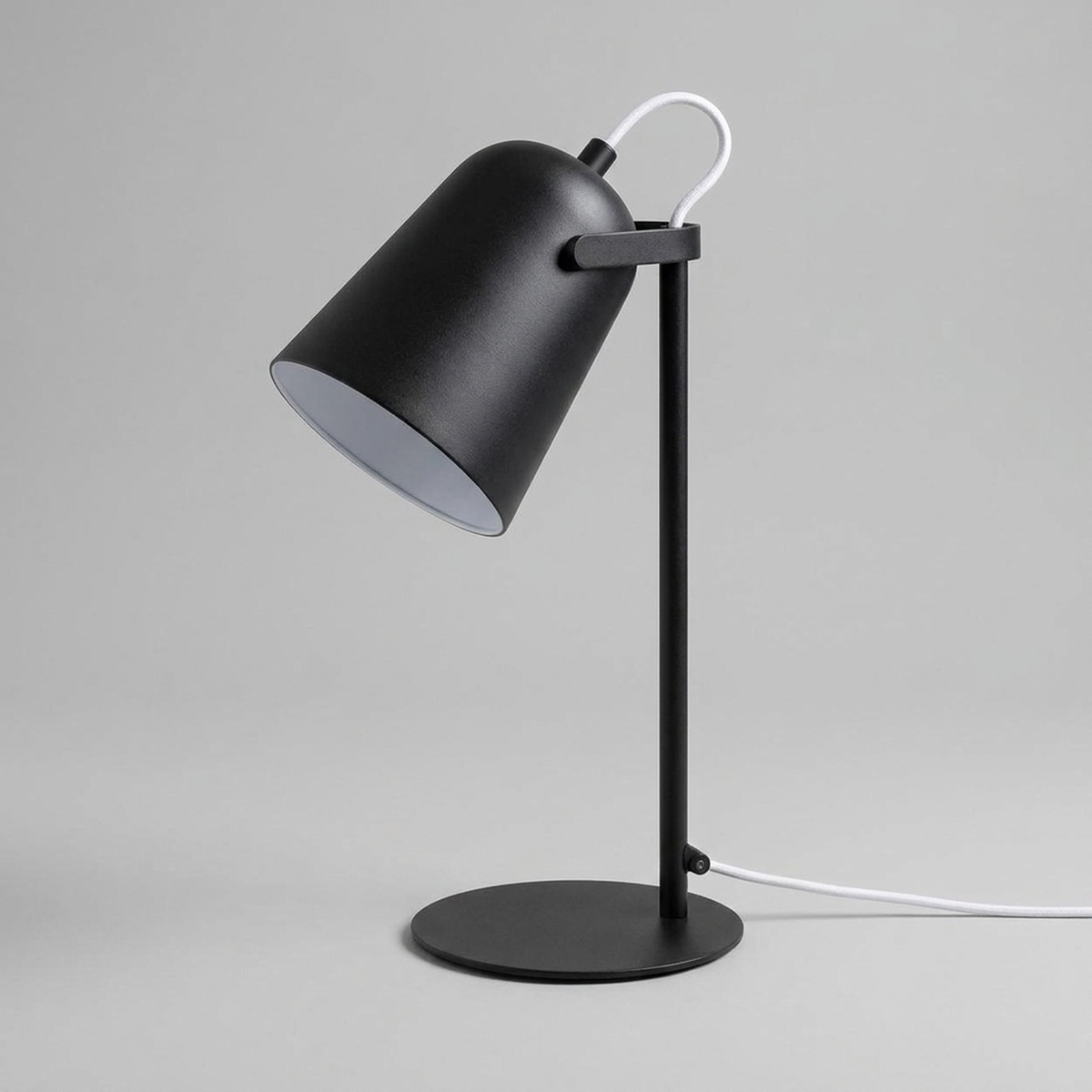 DESKFLARE – Adjustable Desk Lamp for Directed Everyday Light