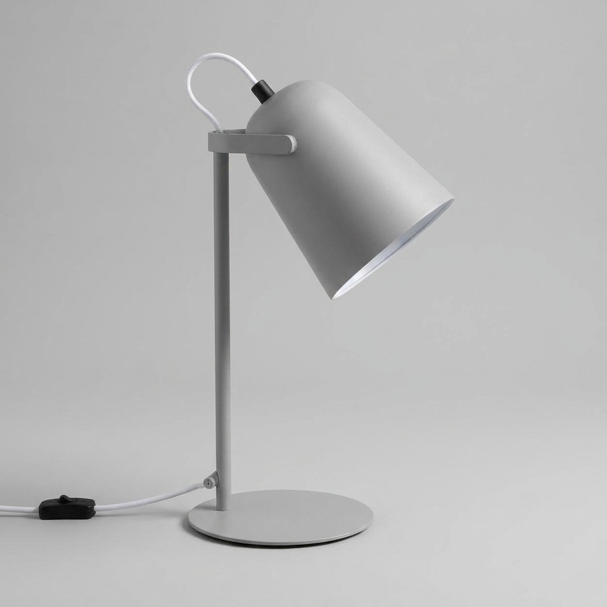 DESKFLARE – Adjustable Desk Lamp for Directed Everyday Light