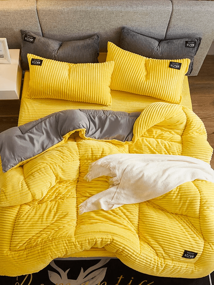 Plush Velvet Bedding Set – Ultra-Soft Coral Fleece Winter Duvet Cover with Fitted Sheet & Pillowcases for Cozy Warmth