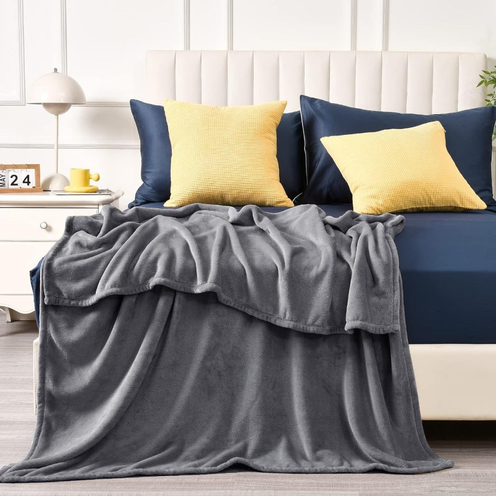 Luxury Reversible Fleece Blanket with Soft Texture | All-Season Comfort