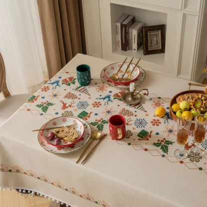 DININGORA – Jacquard Tablecloth for Sophisticated Festive Ambience