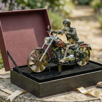 Skeleton Biker Wind Spinner Garden Stake Metal Chopper Motorcycle Lawn Ornament Outdoor Yard Art Halloween Decoration Spinning Wheels for