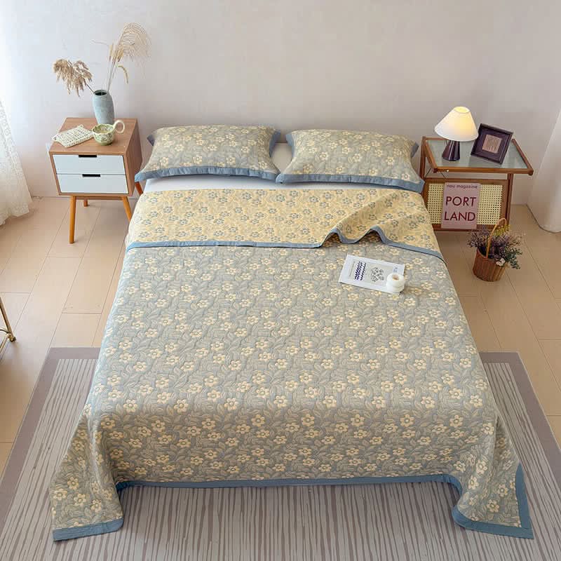 FLORAREST – Layered Blanket Quilt for Gentle Home Comfort