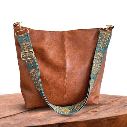 Genuine Leather Crossbody Purse with Adjustable Strap – Vintage Flap Bag for Women | Everyday Shoulder Handbag with Magnetic Closure