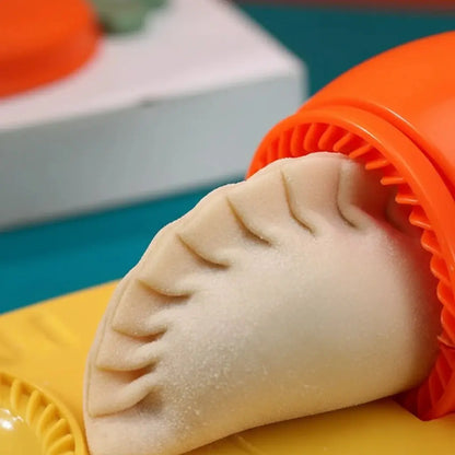 Dumpling Press Mold Maker Tool for Ravioli Empanadas Pierogi Potstickers Dough Pastry Shaping Kitchen Gadget 2 Sizes Home Cooking