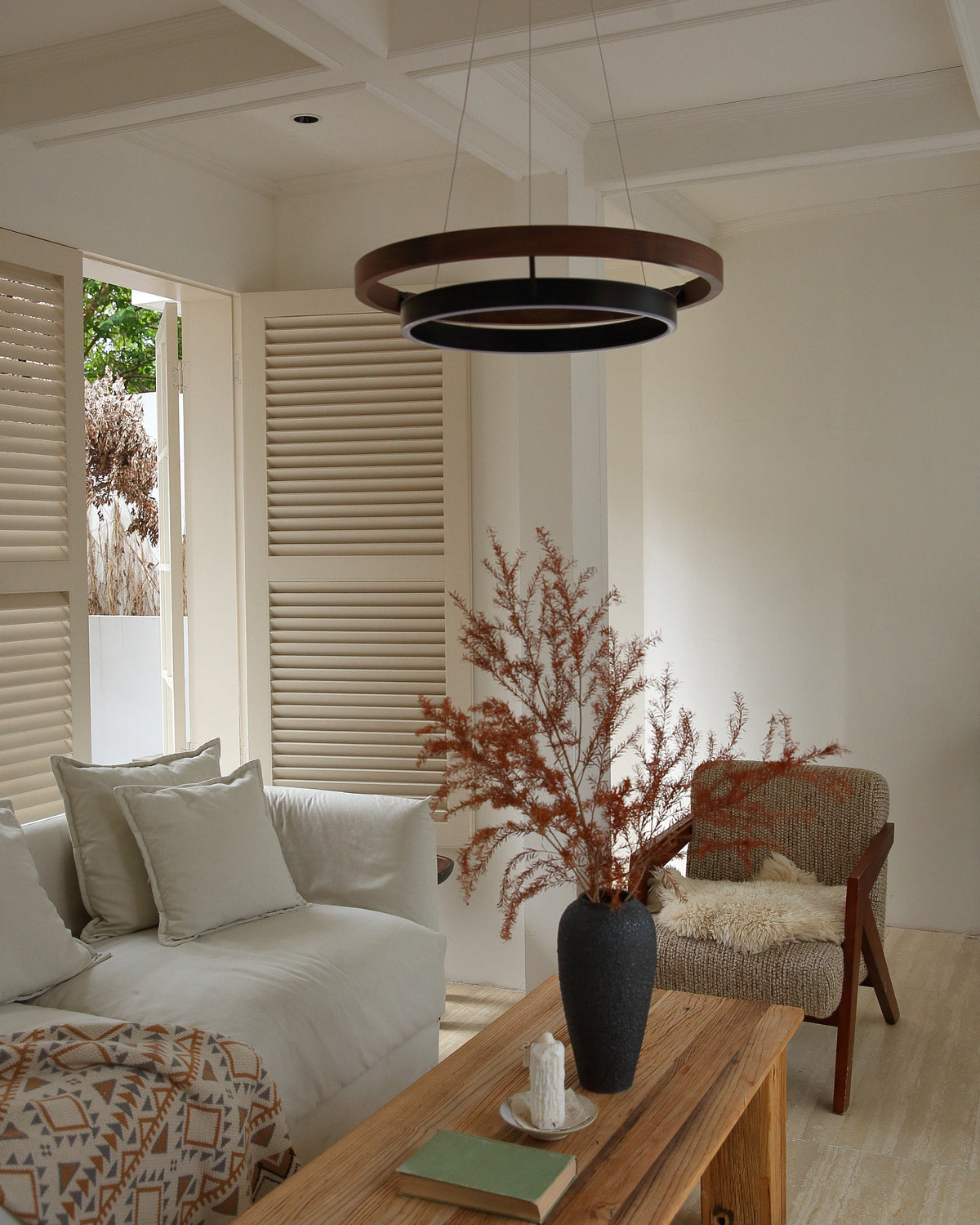 Circular Wood Ring Chandelier with LED Lighting 24-47 Inches Adjustable Height Farmhouse Dining Room Kitchen Island Ceiling Fixture