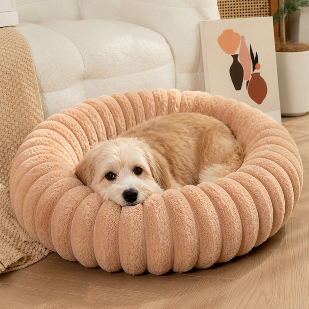 Ortekor Long-Pile Plush & Insulated Round Dog Bed (For Small Dogs & Cats)