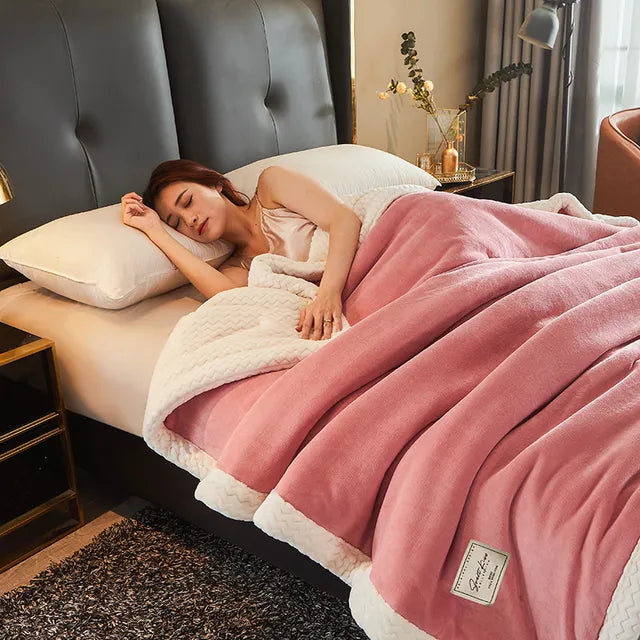 Plush Fleece Throw Blanket Queen Size Winter Warmth for Couch & Bed Indoor Outdoor Soft Polyester All-Season Comfort