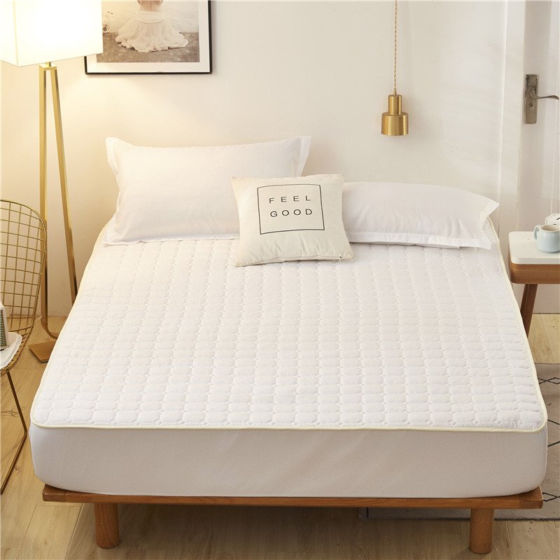 CushioGuard | Mattress Cover with Breathable Technology | Luxurious Protection for Enhanced Sleep Quality