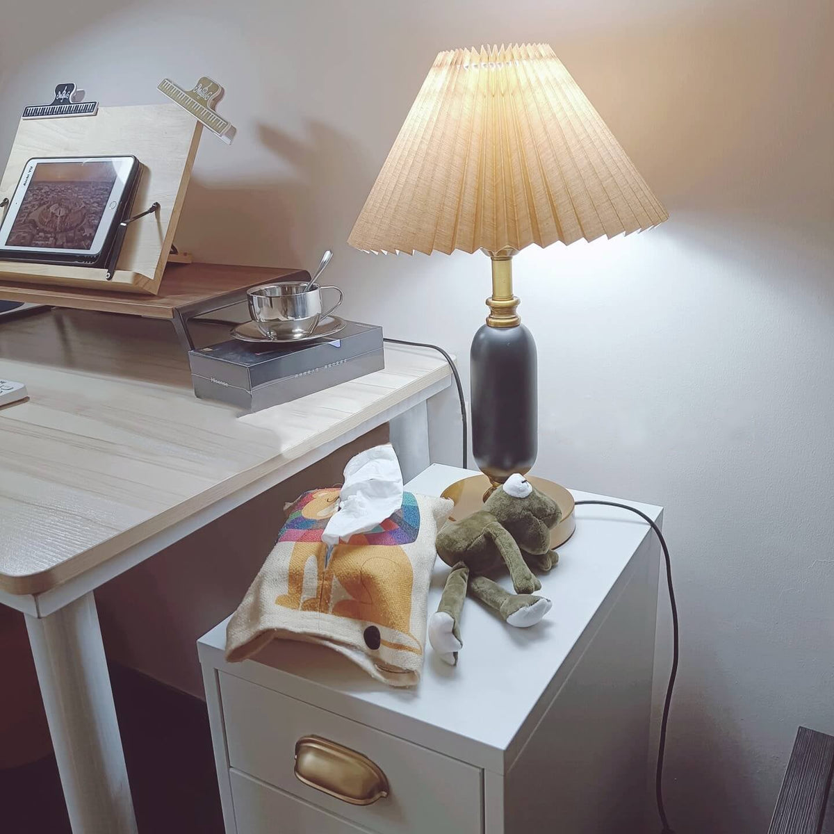 Metal Desk Lamp with Pleated Shade 18 in Tall E12 Socket Plug-In for Bedroom Nightstand Office Study Living Room Reading Light Contemporary