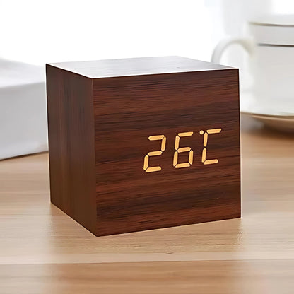 CubeGlow – Modern LED Alarm Clock