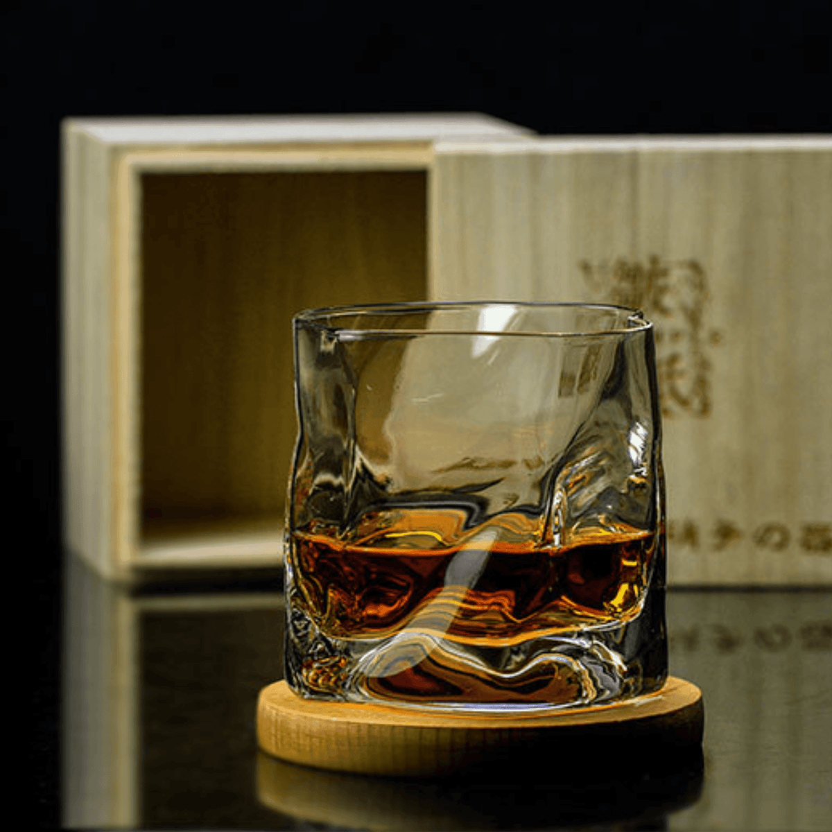Hand-Cut Crystal Whiskey Tumbler with Traditional Faceted Pattern for Home Bar