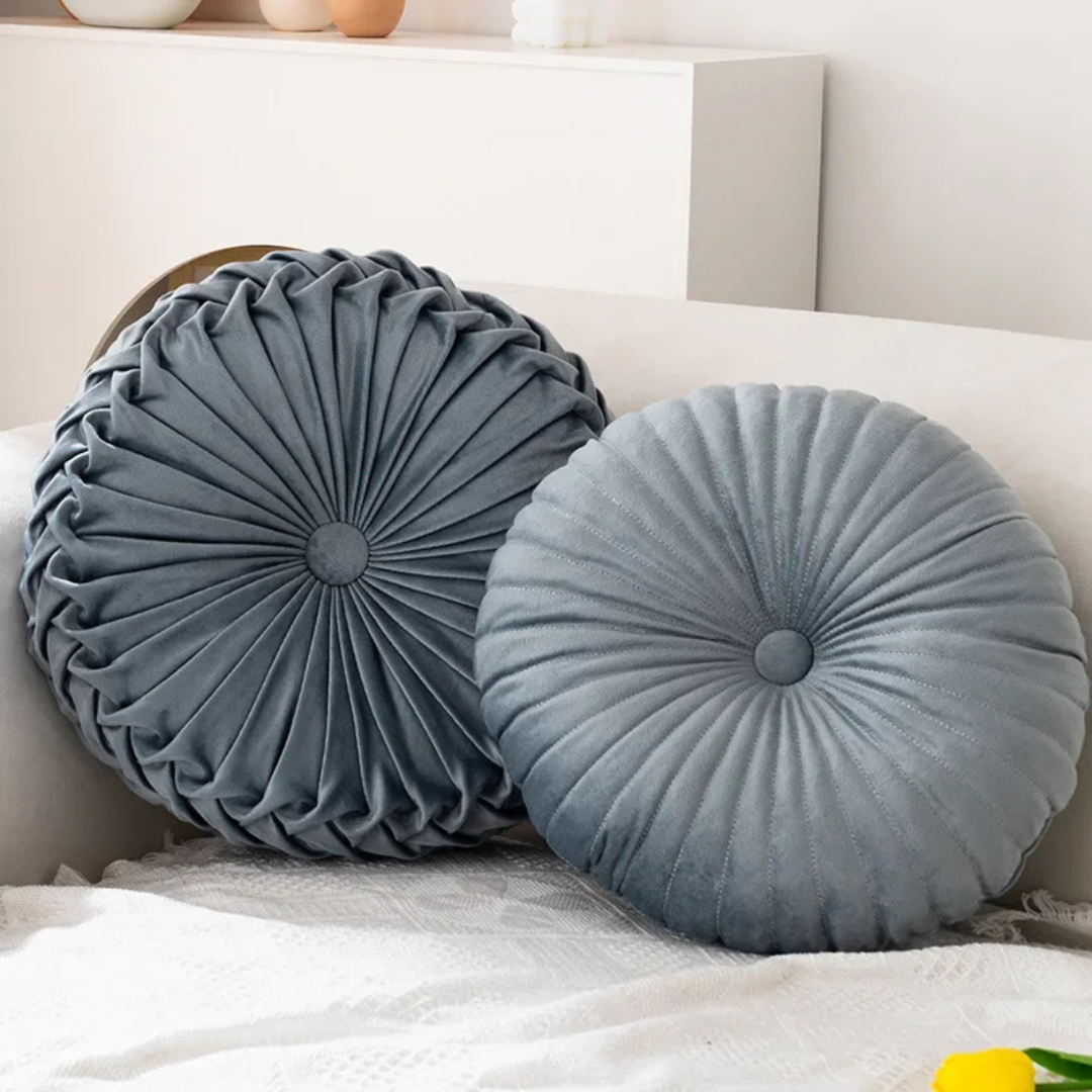 Plush Throw Pillow for Couch and Bedroom – Ultra Soft Decorative Accent Cushion for Living Room, Sofa, Bed – Cozy Faux Fur Home Decor