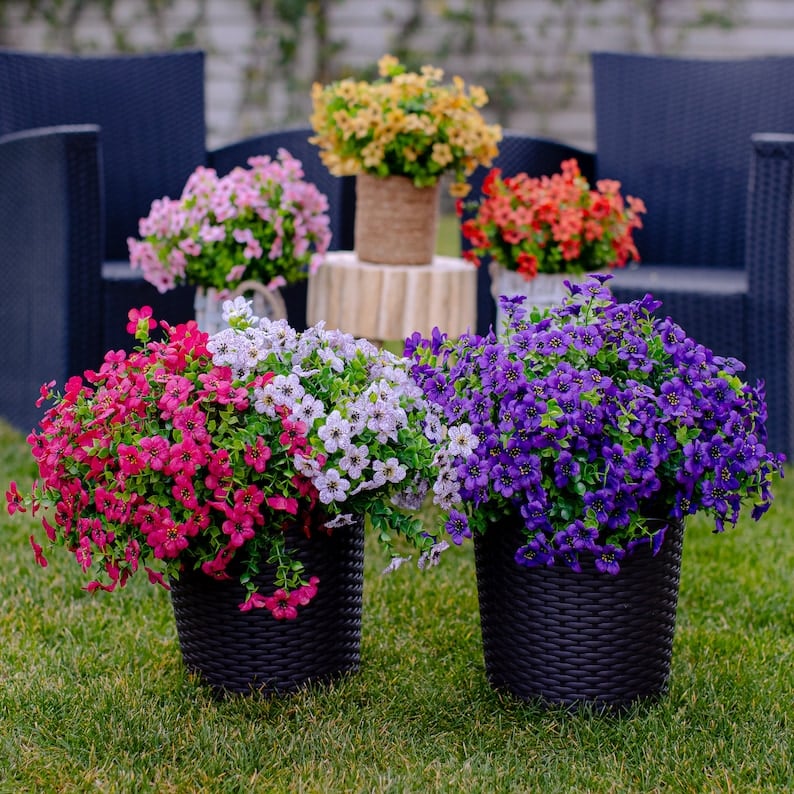 UV-Resistant Faux Flowers for Outdoor & Indoor Décor – Fade-Proof Lifelike Blooms Year-Round, No Watering or Maintenance