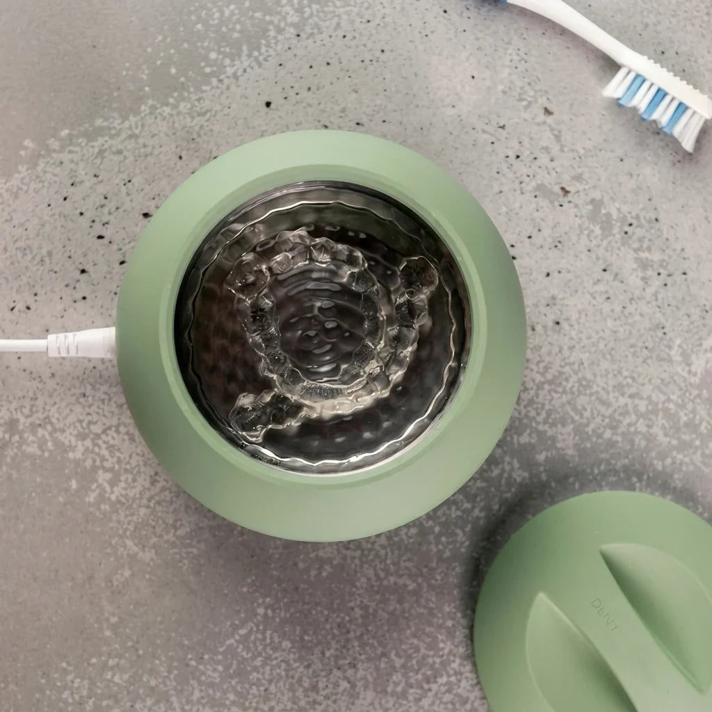 Retainer, Aligner & Mouthguard Cleaner Ultrasonic Travel Size