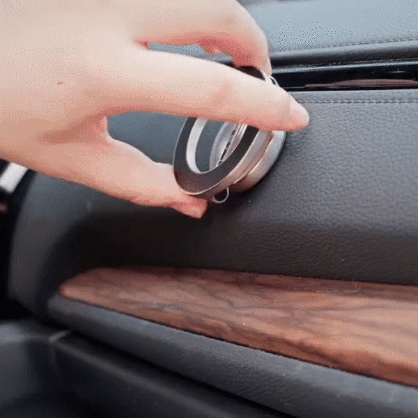 Dashboard Magnetic Cell Phone Mount 360° Rotating Universal Clip-On Holder for Navigation & Hands-Free Driving