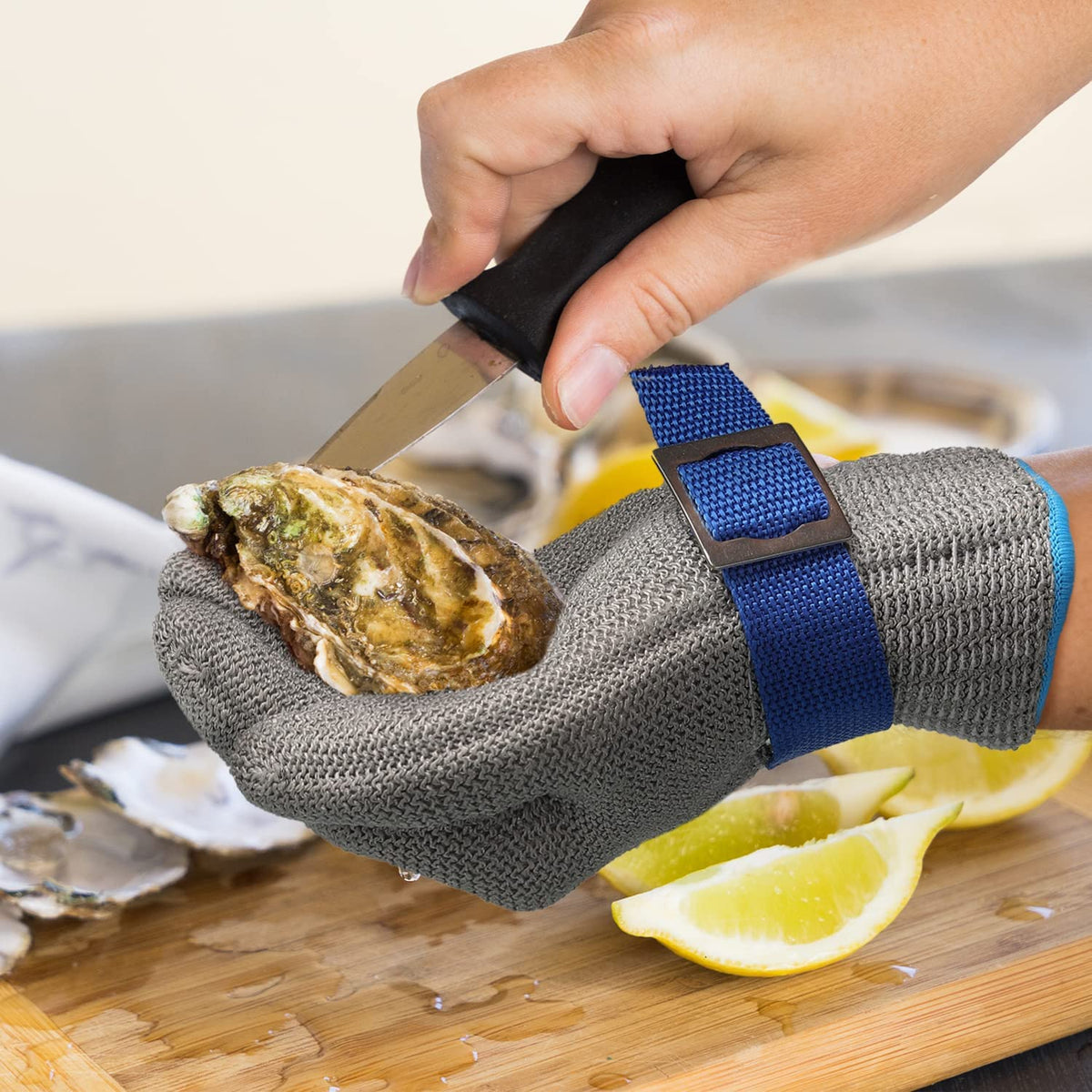 Cut-Resistant Safety Gloves | Stainless Steel Mesh Work Gloves for Food Prep Kitchen Industrial Use | Flexible Hand Protection with