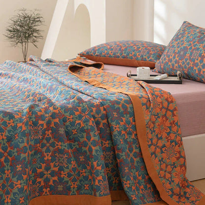 Six-Layer Cotton Quilt with Blue Pattern – Breathable Bed Blanket for Year-Round Comfort