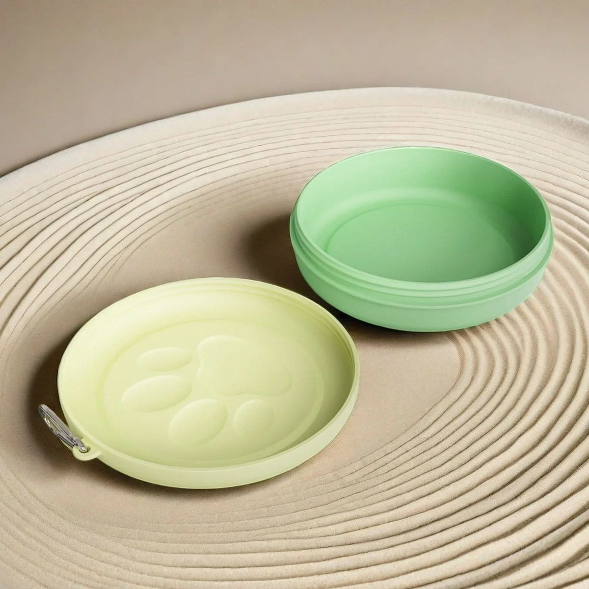 TRAILPAW – Portable Outdoor Pet Feeding Bowl