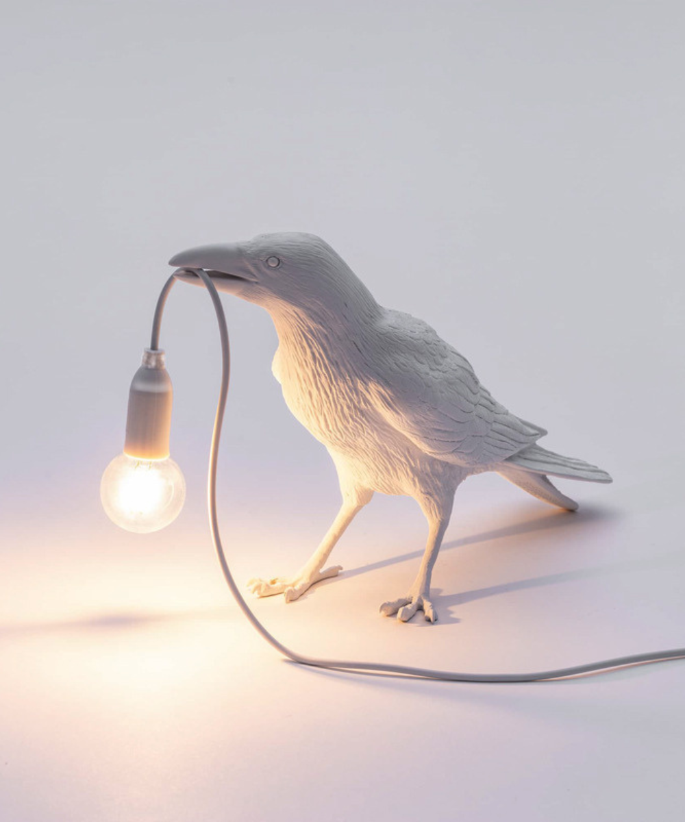 Raven Table Lamp with Bulb in Beak – Sculptural Bird Accent Light for Living Room, Bedroom & Office Decor