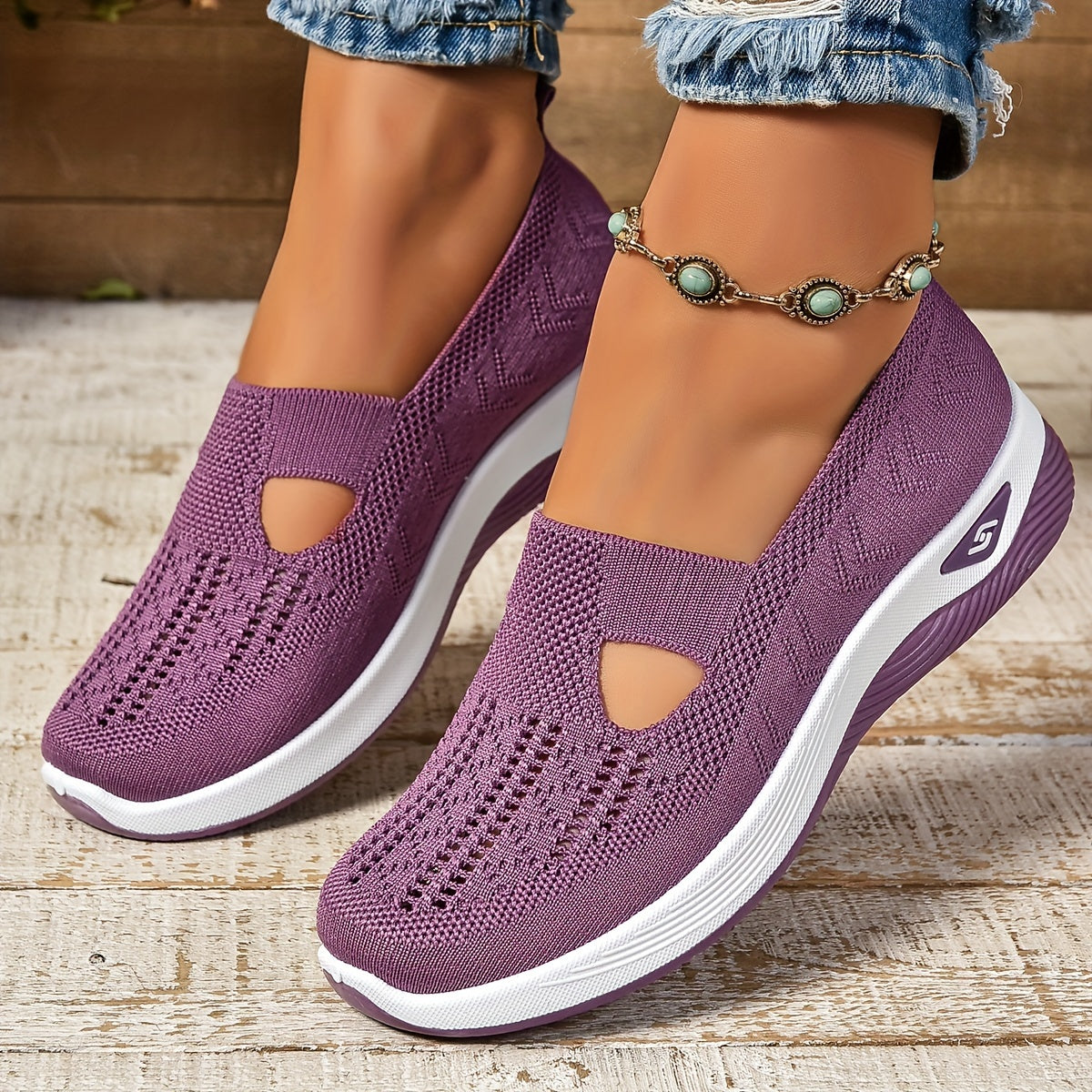 Women's Arch Support Slide Sandals with Cushioned Footbed – Anti-Slip Indoor Outdoor Slip-On Slides for All-Day Comfort