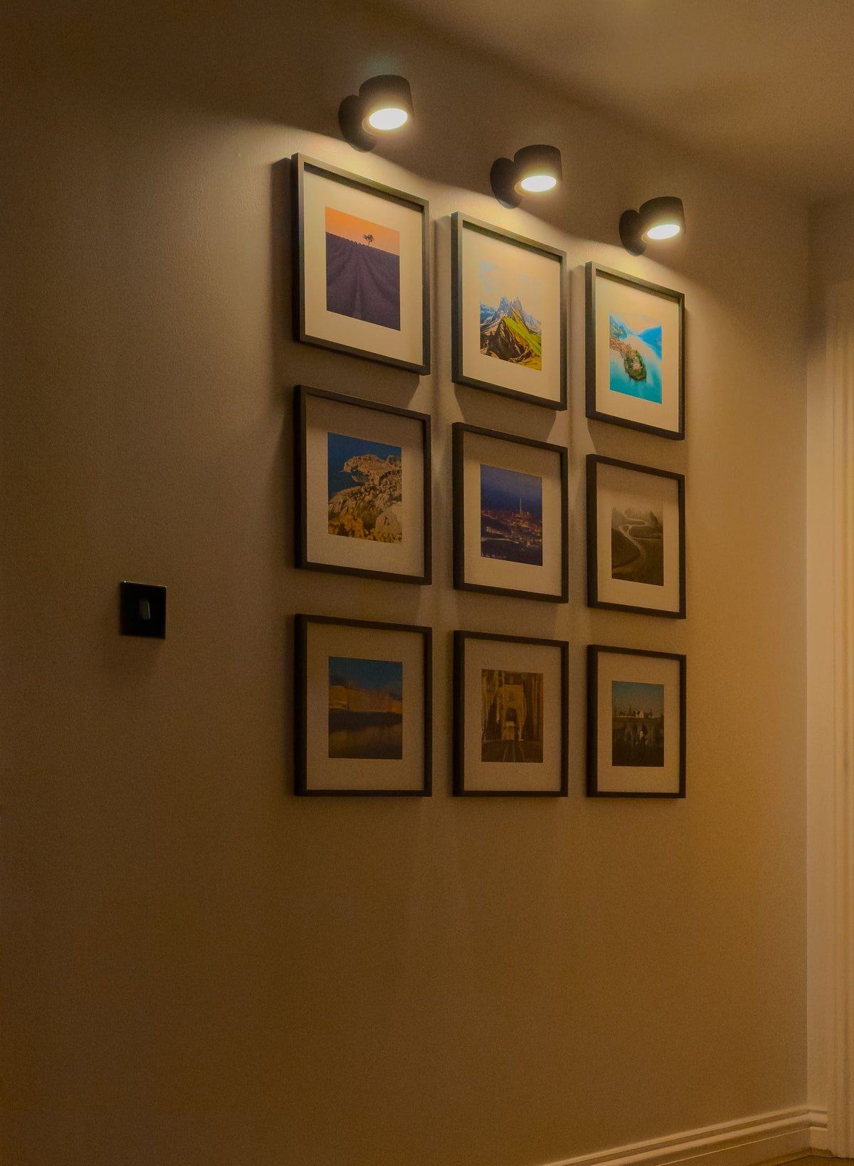 Lysa™ – 360° Magnetic Wall Light
