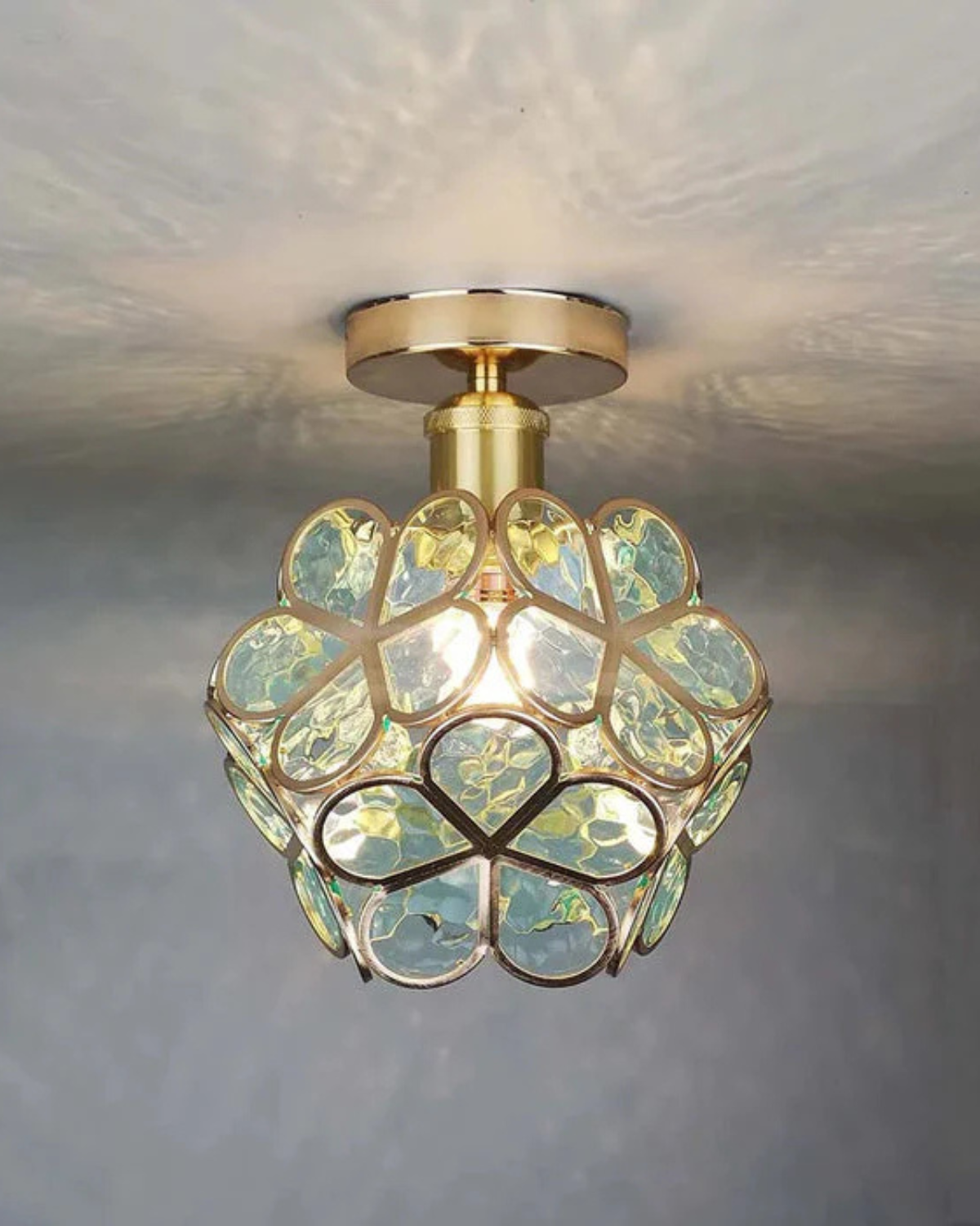 Floral Flush Mount LED Light Fixture 8-Inch Gold Accent Acrylic Ceiling Lamp for Bedroom Hallway Entryway Small Rooms Modern Classic Decor I