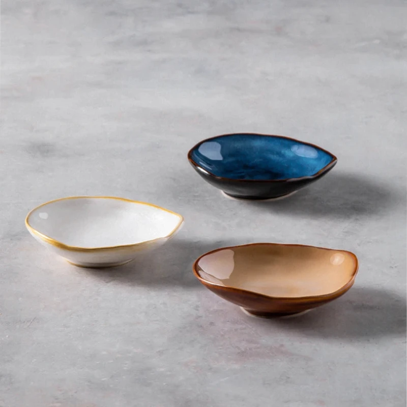 Artisanal Porcelain Dipping Dish – Unique Irregular Shape for Sauces, Condiments, and Dips – Microwave Safe