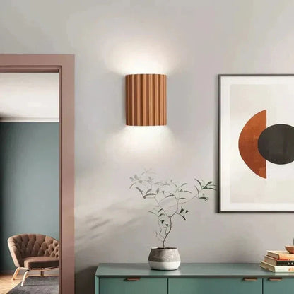 ArtisticWave | Modern Resin Wall Lamp with LED Technology | Unique Design for Cozy Atmosphere