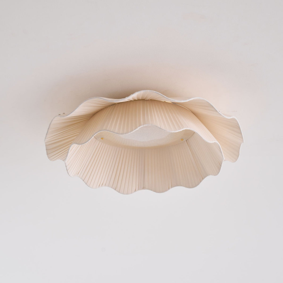 Flush Mount Ceiling Light White Fabric Ripple Shade 20 in Bedroom Ambient LED Integrated Dimmable Low Profile for Living Room Dining Room Mo