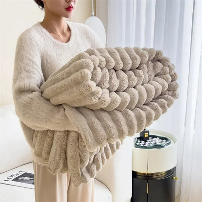 Striped Microfiber Throw Blanket Polyester Soft Lightweight All Season Couch Bed Cuddle Blanket for Living Room Bedroom Home Decor