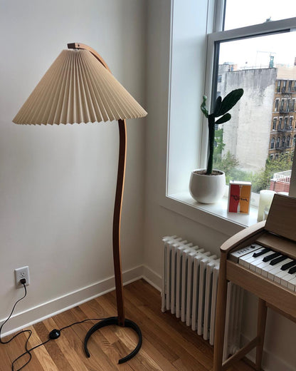 Arched Wood Reading Lamp with Fabric Shade 59 in Tall Modern Over-Sofa Light Natural Finish for Living Rooms Bedrooms Minimalist Standing La
