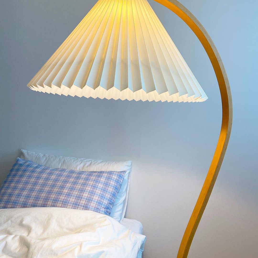 Arched Wood Reading Lamp with Fabric Shade 59 in Tall Modern Over-Sofa Light Natural Finish for Living Rooms Bedrooms Minimalist Standing La