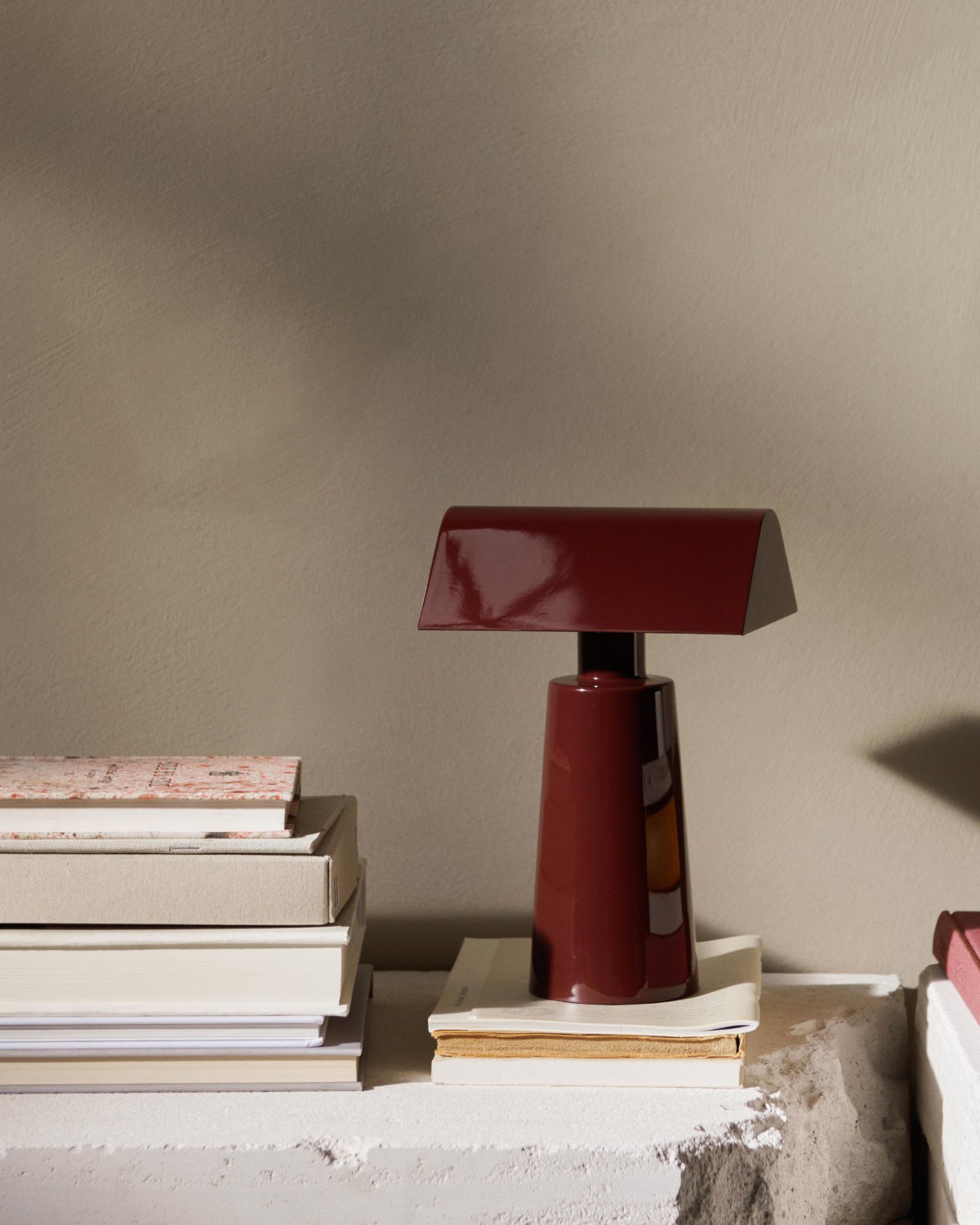 LED Desk Lamp with USB Charging Port – Touch Control, 3 Light Temperatures, Adjustable Steel Reading Light for Office, Bedroom, Study – Red,