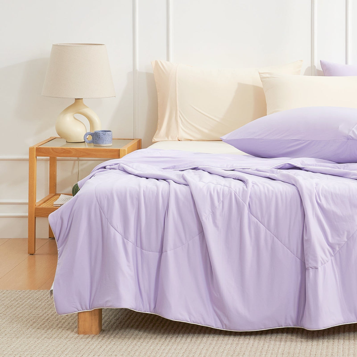 Cloud-Like Cooling Comforter | Lightweight Japanese Cooling Fabric with Instant Cool Touch | Breathable Design for Hot Sleepers
