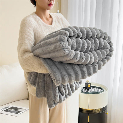 Plush Faux Fur Throw Blanket – Ultra Soft Cozy Fleece for Couch, Bed & Living Room Decor in Gray, Cream, Pink, Brown & Green Colors