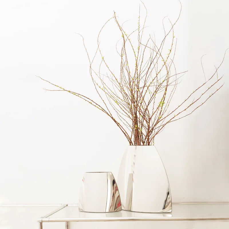Contemporary Arc Metal Flower Vase – Polished Stainless Steel Decorative Centerpiece for Modern Interiors