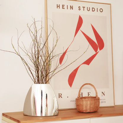 Contemporary Arc Metal Flower Vase – Polished Stainless Steel Decorative Centerpiece for Modern Interiors