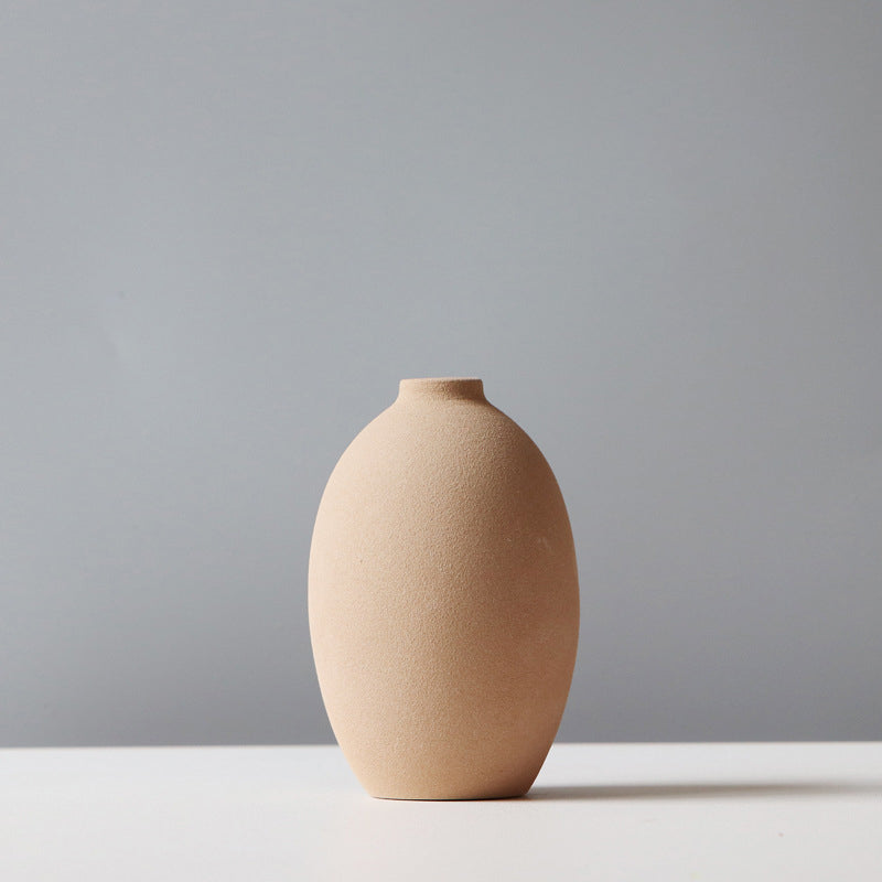 Contemporary Ceramic Vase with Matte Finish – Handmade Pottery for Modern Decor