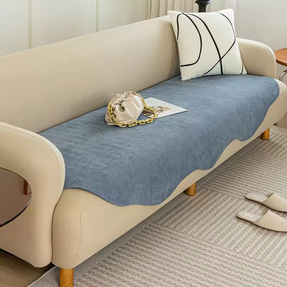 Quilted Microfiber Couch Cover – Non-Slip Protector for Sofas – Year-Round Furniture Shield in Solid Colors
